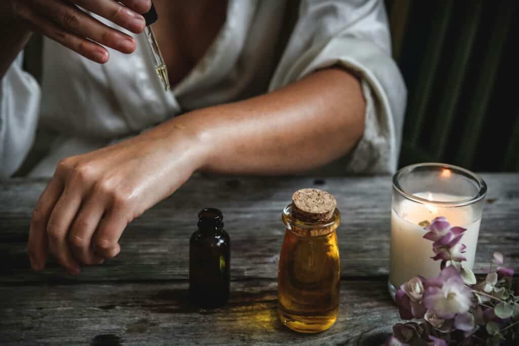 檜木精油功效 6:促進血液循環